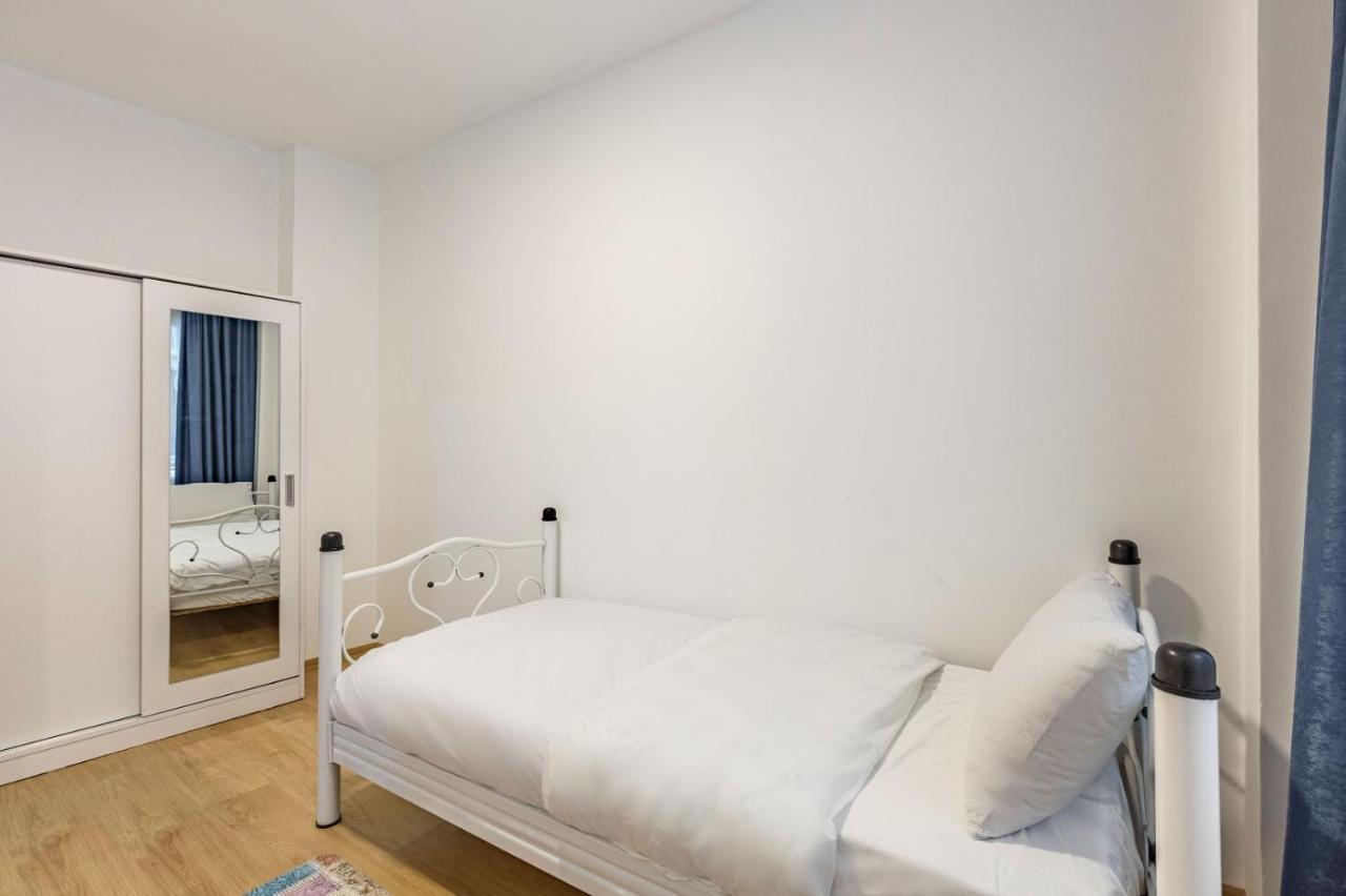 Appartamento Altiyol Boga, Center Of Kadikoey Provincia di Provincia di Istanbul Esterno foto